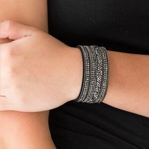 ❤️‍🔥5/$25❤️‍🔥 Really Rock Band Black Bracelet